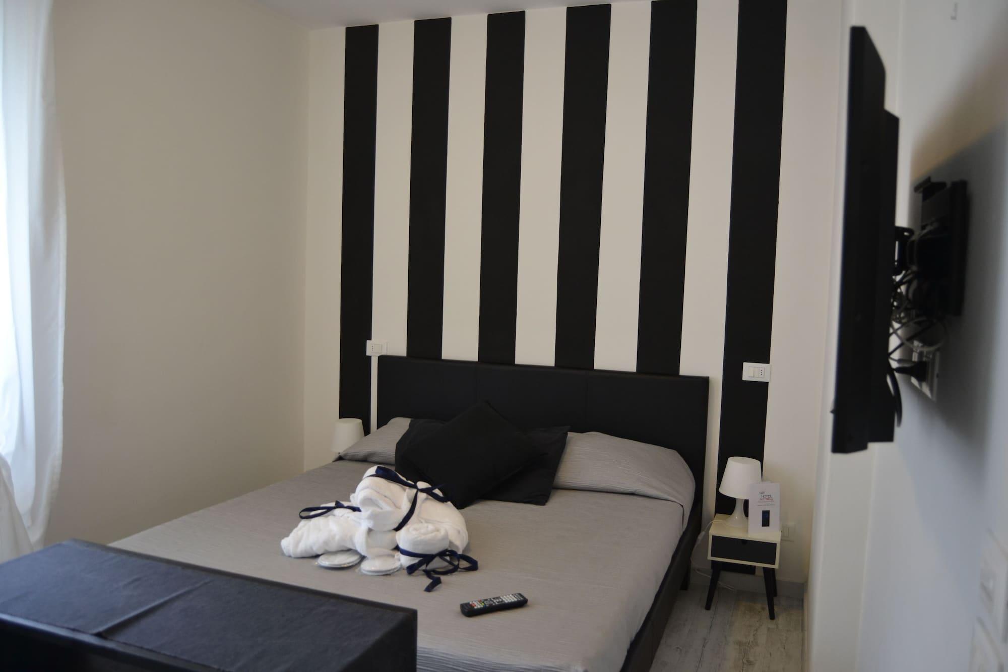 Hotel Butterfly Torre del Lago Puccini Bagian luar foto