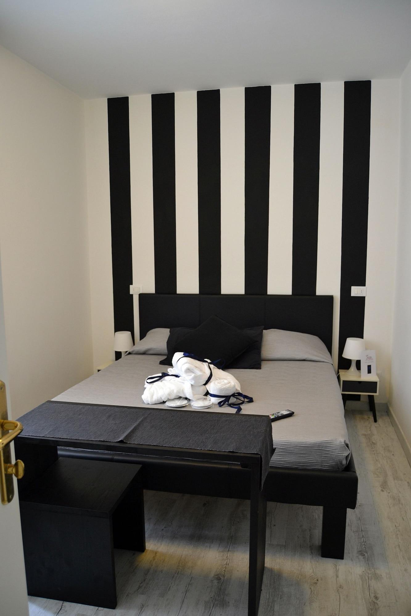 Hotel Butterfly Torre del Lago Puccini Bagian luar foto