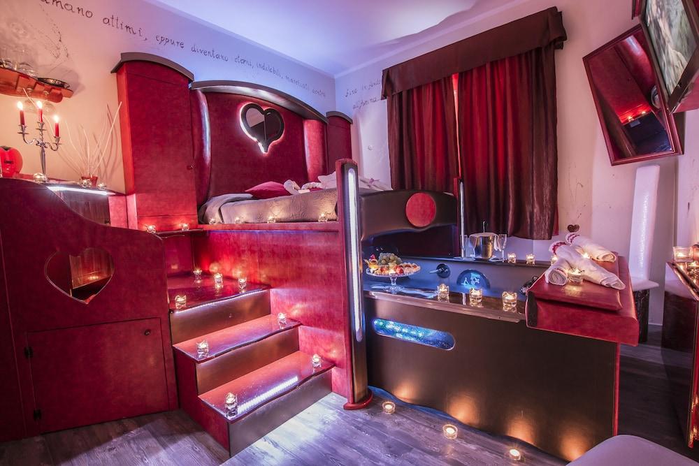 Hotel Butterfly Torre del Lago Puccini Bagian luar foto